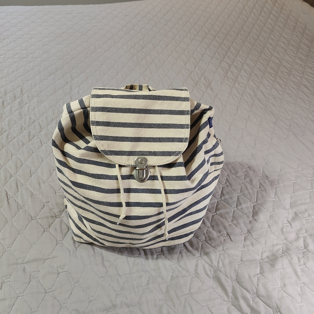 Baggu Striped Canvas Drawstring Backpack - image 2
